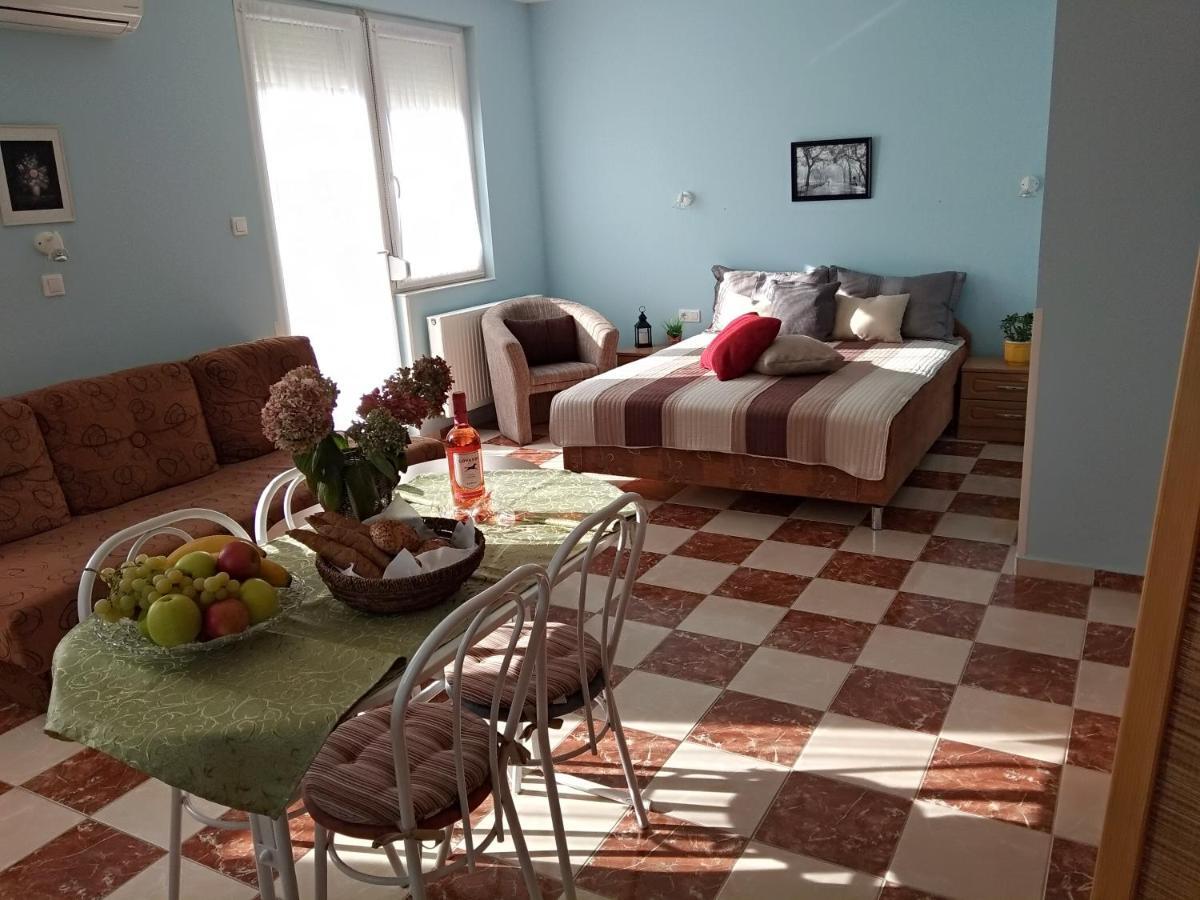 Yellow Apartmanhaz Bük Εξωτερικό φωτογραφία