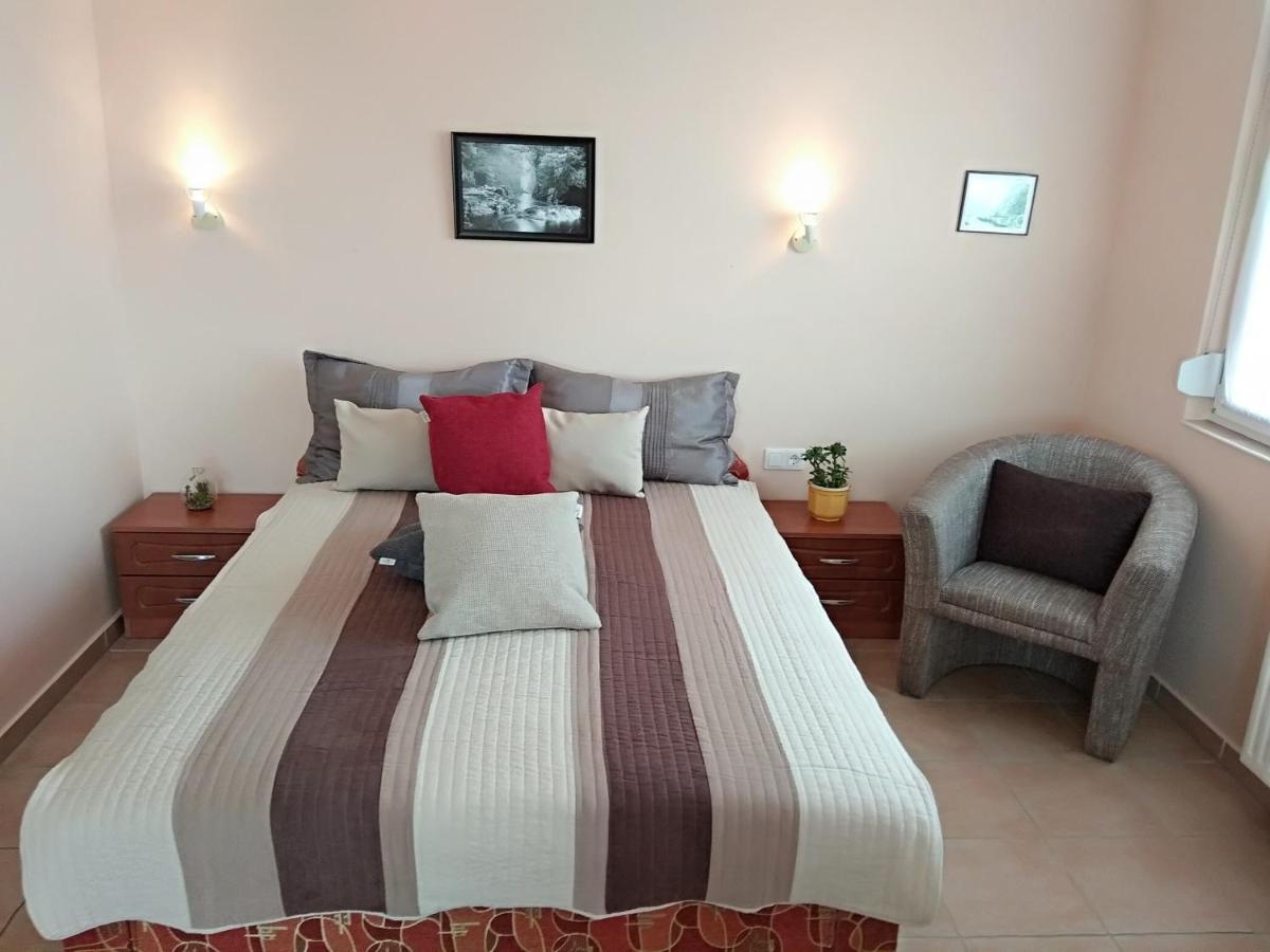 Yellow Apartmanhaz Bük Εξωτερικό φωτογραφία